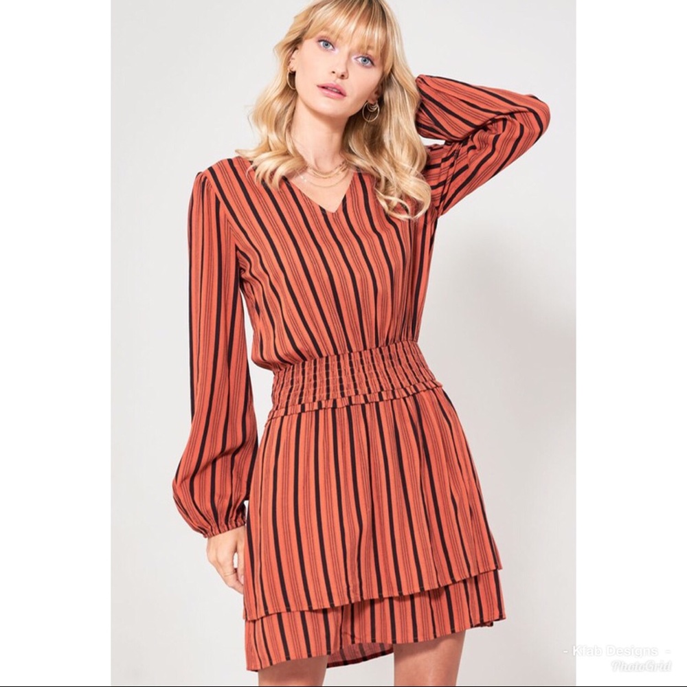 ❤️LAST 1! Striped Layered Smocked Peasant Dress! - Picture 2 of 3